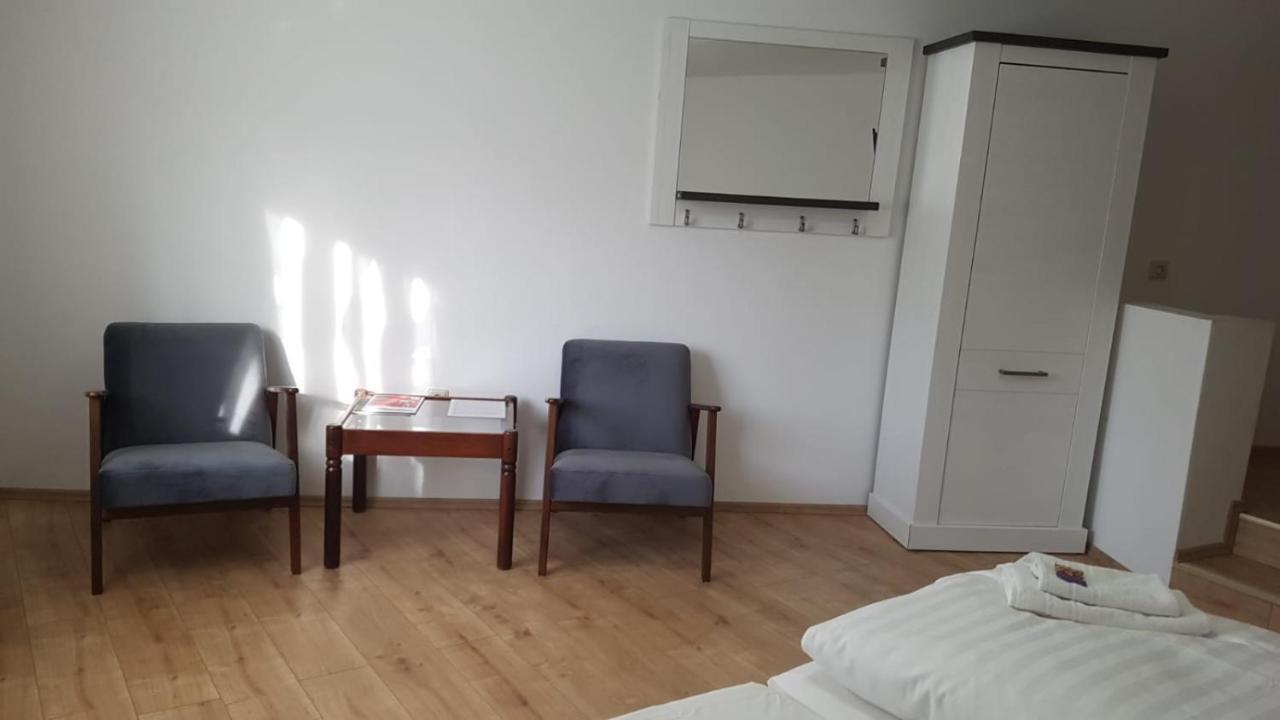 Pension New Nomads Zesch Esterno foto